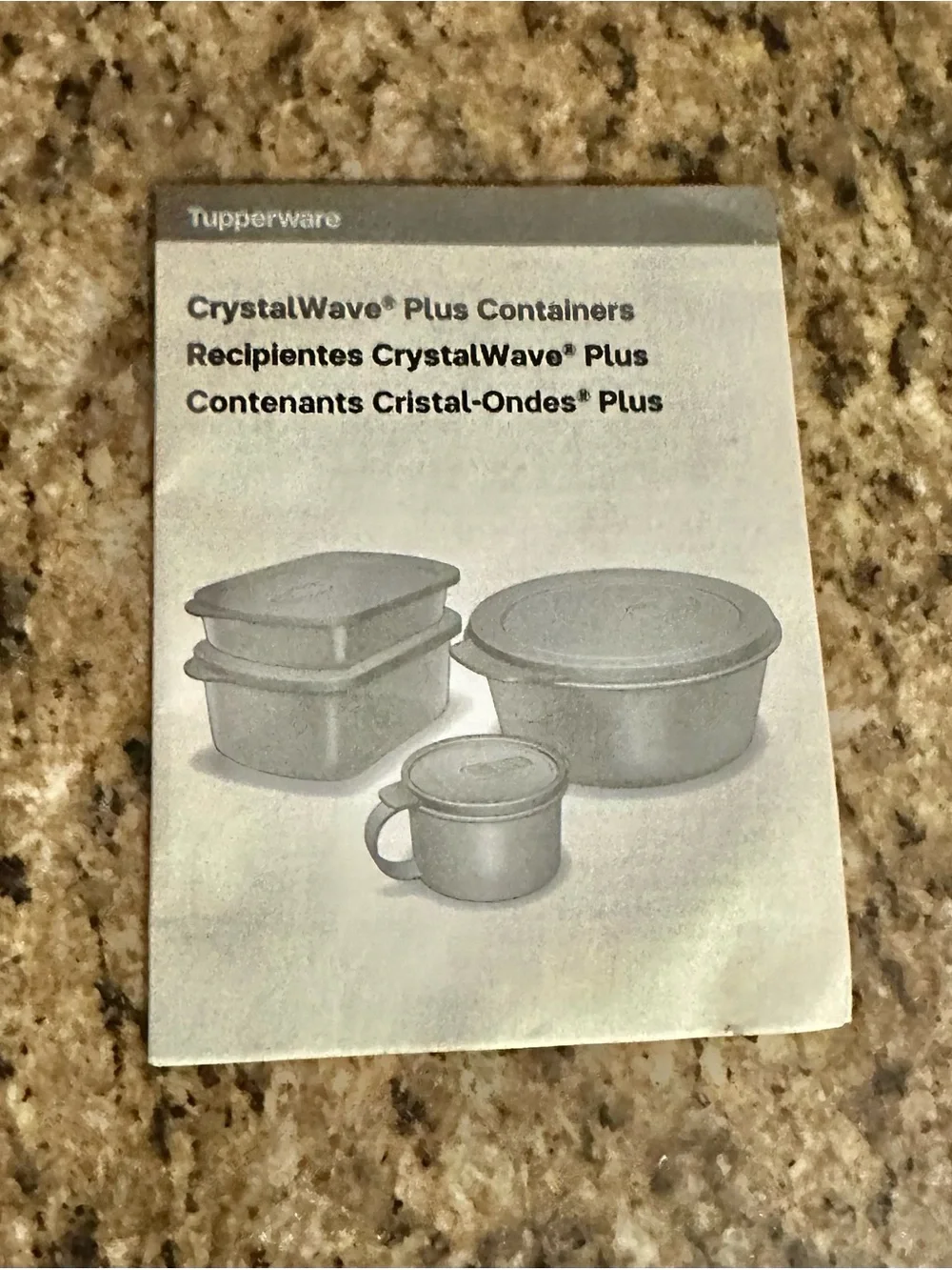 Tupperware crystal wave Container 4 1/4 cups - 1 liter - blue color